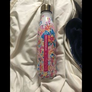 Lilly  Pulitzer For Starbucks gently used swell